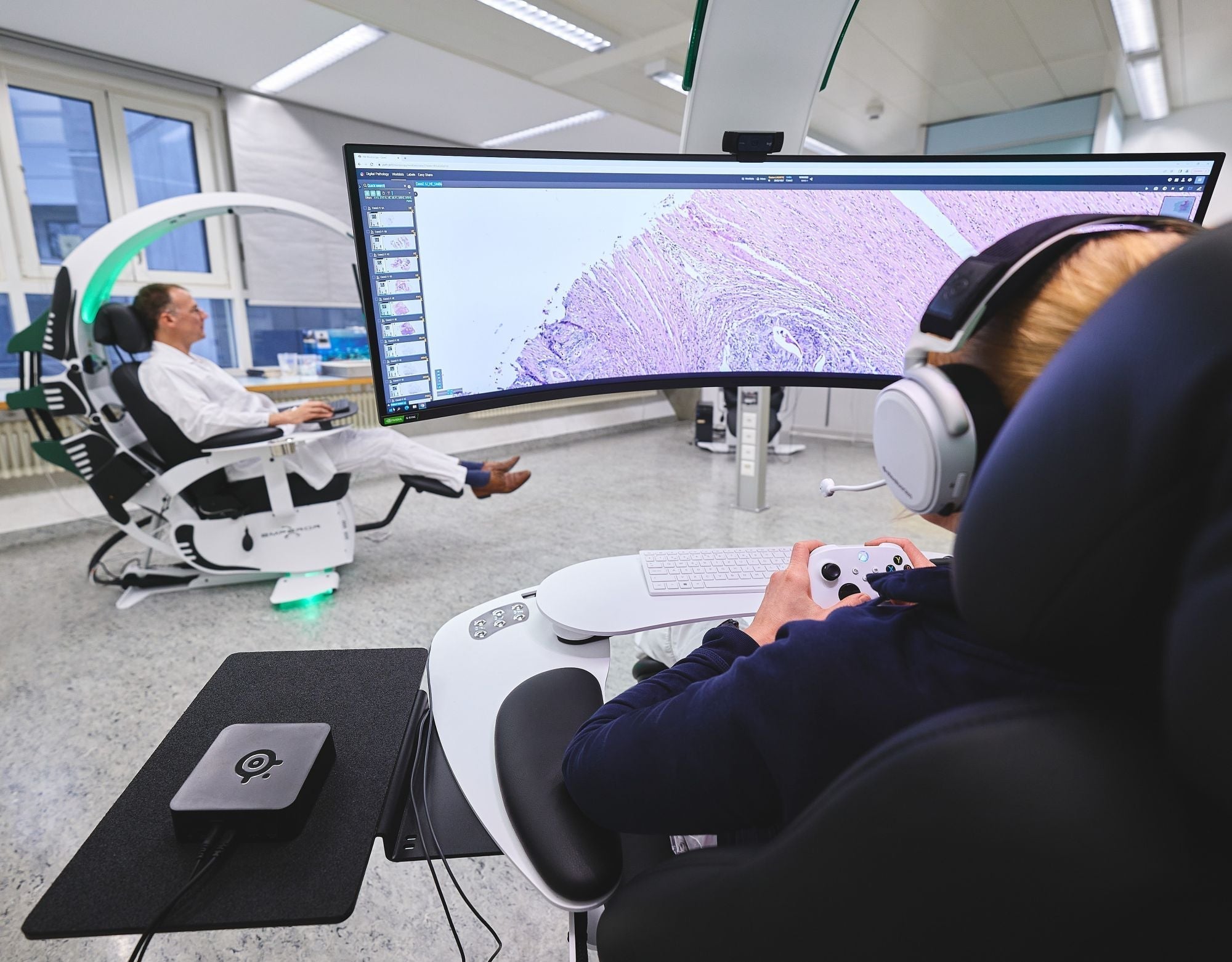 Emperor XT medical cockpit